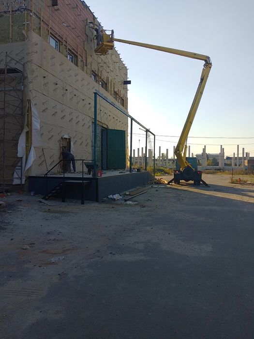 Надам послуги  автовишки, оренда.