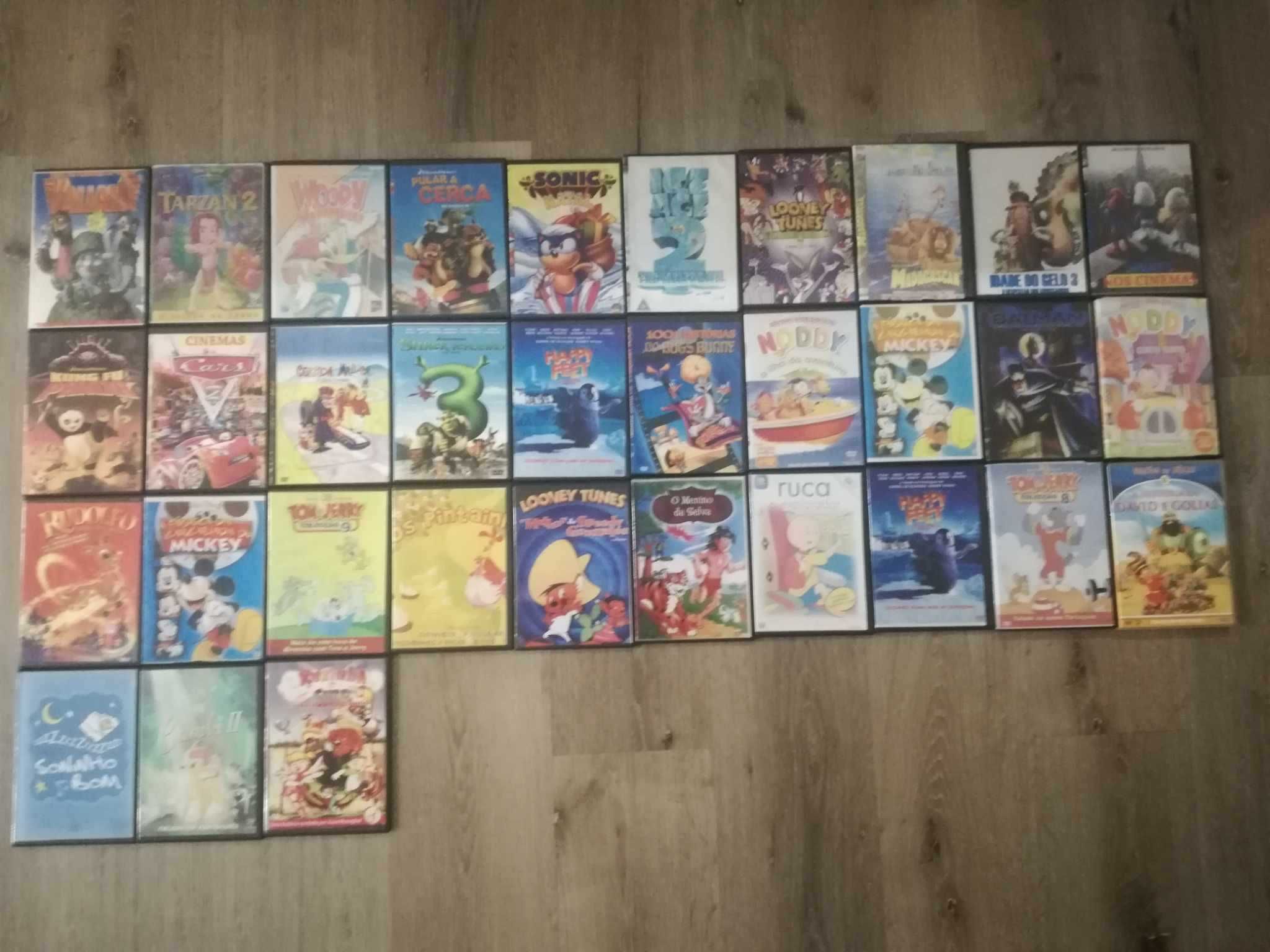 100+ DVDs,Pokemon,SuperMario, SpiderMan, Kung fu Panda, WWE filmes etc