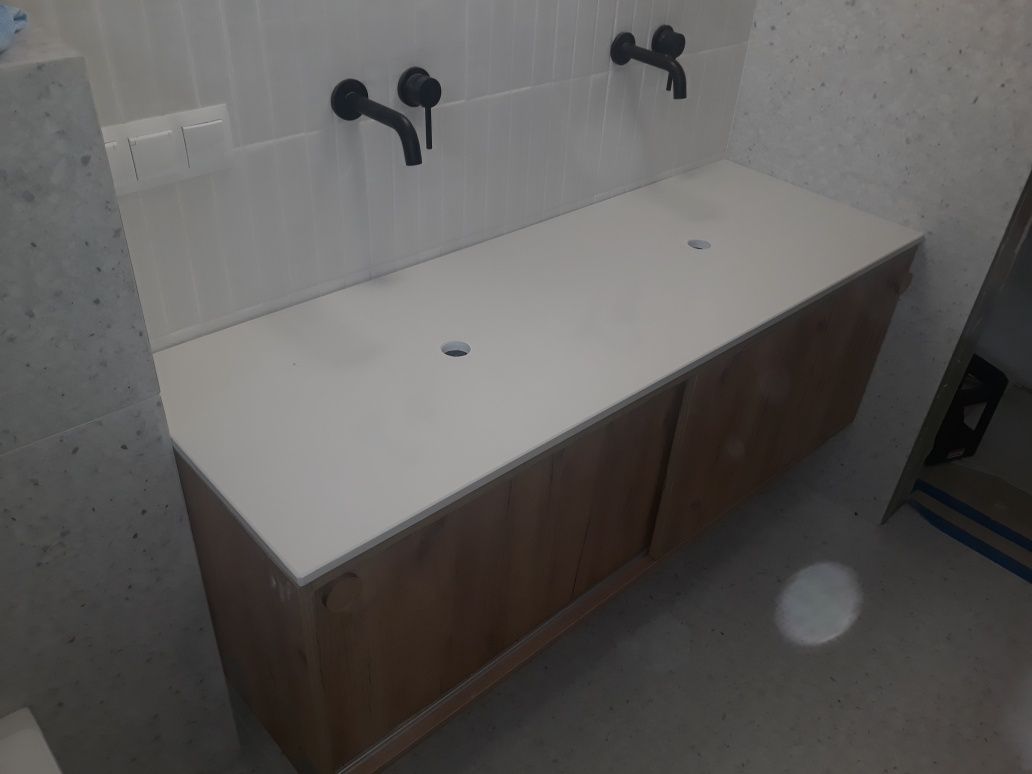 BLAT ŁAZIENKOWY z konglomeratu wymiar 45.5X60.5