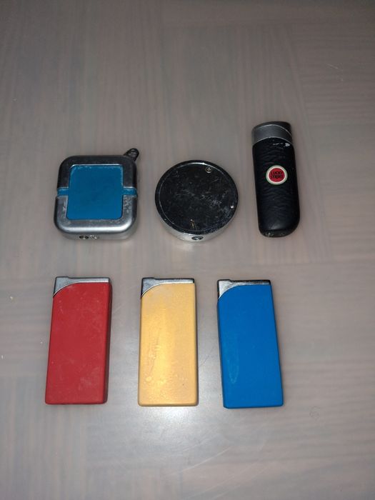 Isqueiros Vintage em Metal Recarregáveis