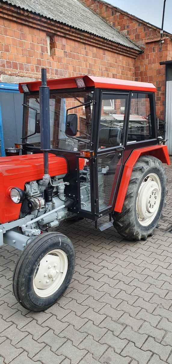Kabina C360 C330 Kabina ciągnikowa C360 C330 Ursus c360
