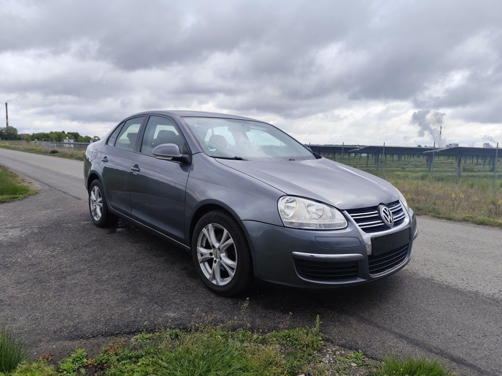 Vw Jetta 09 r 1.6 MPI bardzo ładna