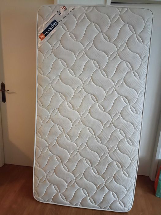 Colchão solteiro molaflex