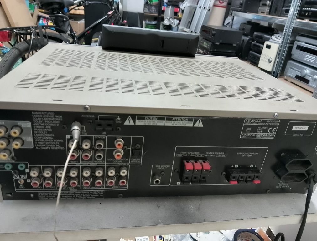 Amplituner 5.1 KENWOOD.  110 WAT
