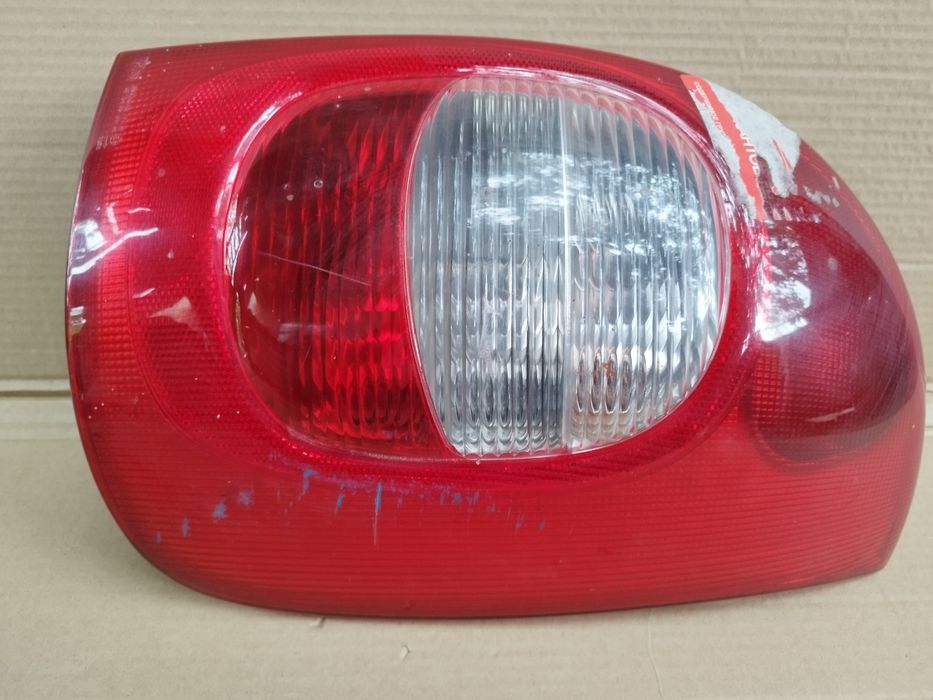Ліхтар  задній (правий) для Citroën Xsara Picasso