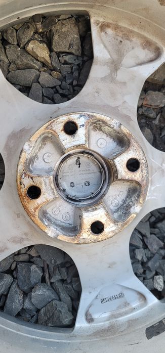 Диски r17 Peugeout 4x108 et29  9684883880