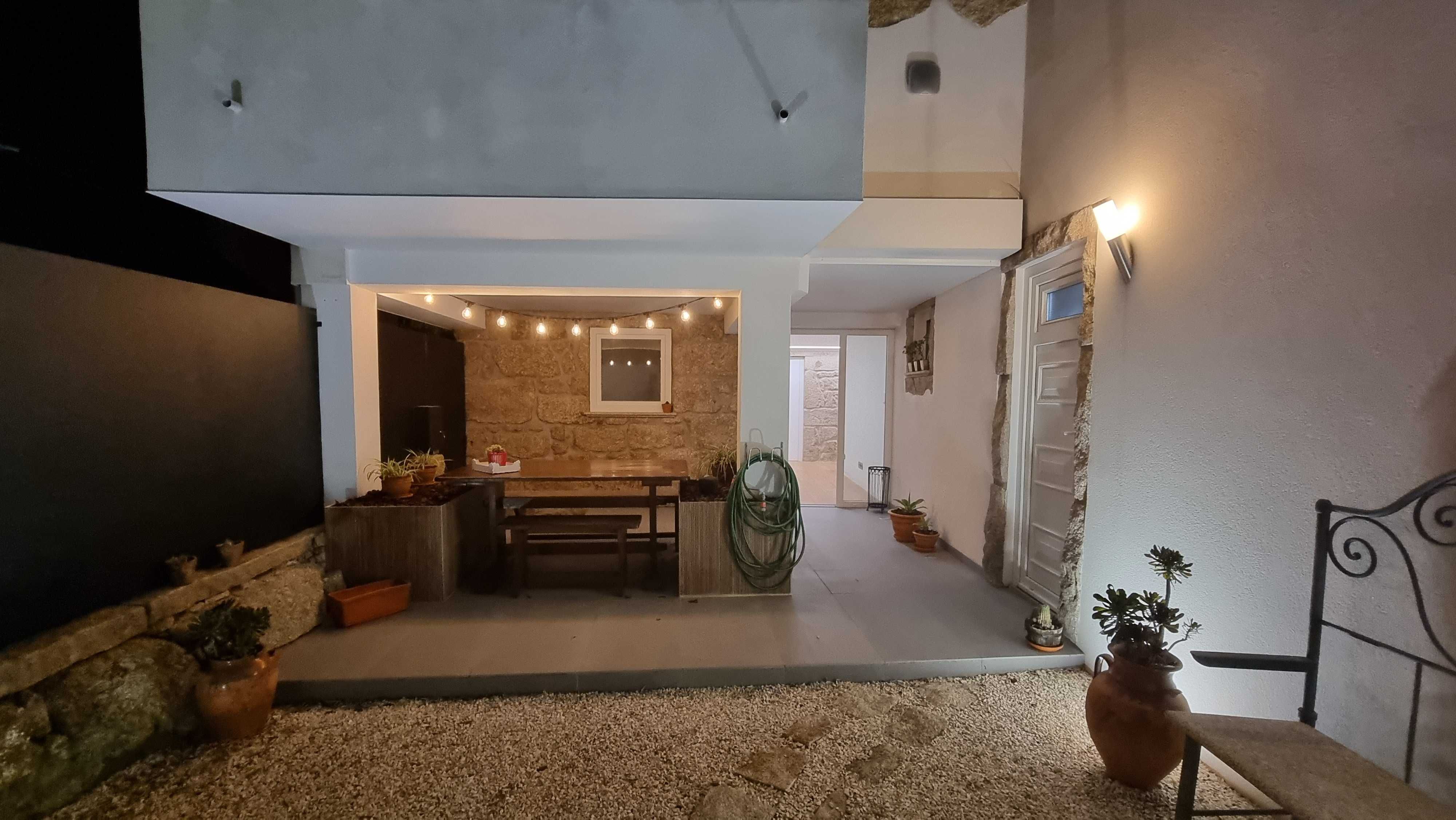 Casa T2, centro de Paredes
