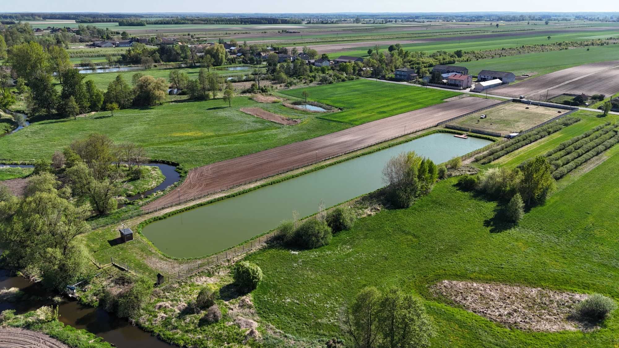 Działka ROLNO BUDOWLANA ze stawem | 10 000 m2