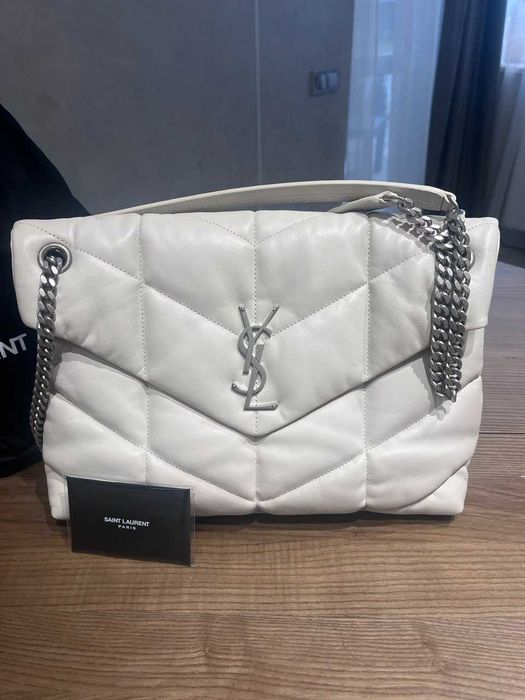 Женская сумка через плечо Saint Laurent  Lou Lou белого цвета