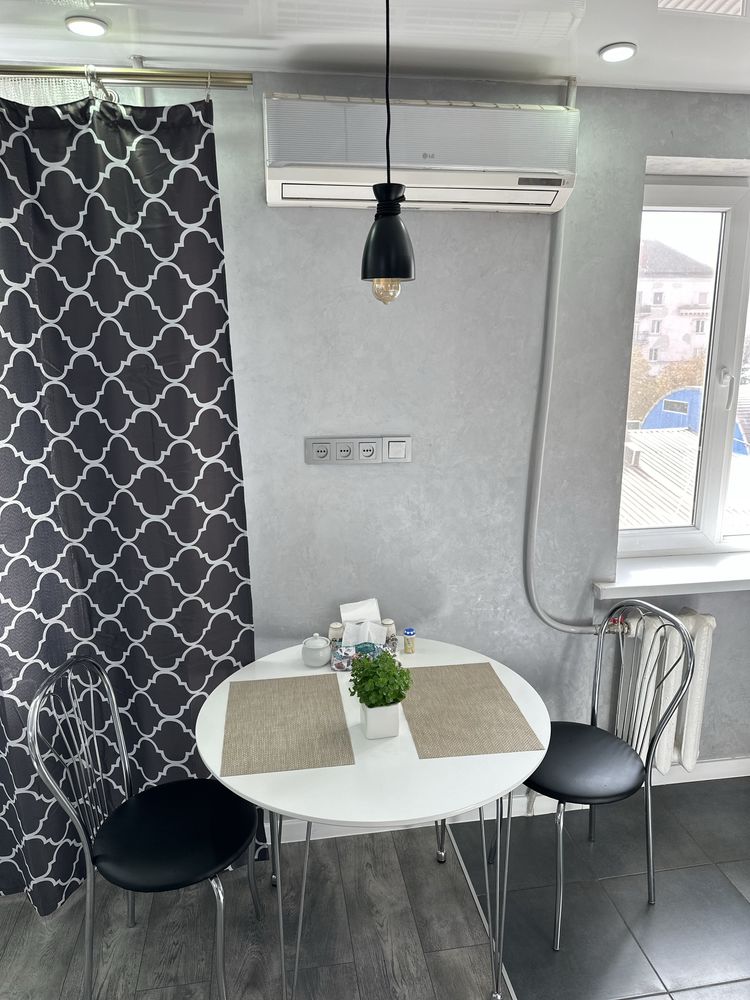 ApartCenter. VIP студия посуточно/почасово. Центр. Соцгород