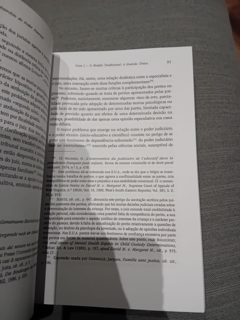 Exercício do Poder Paternal • Maria Clara SottoMayor