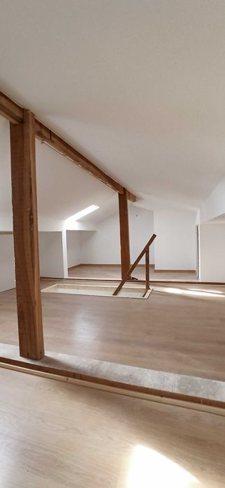 Remodelações. Tetos falsos. Pintura. Pavimentus flutuantes.