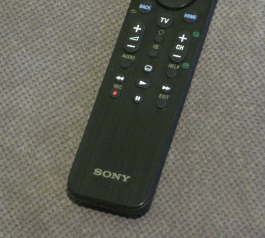 Pilot głosowy sony bravia RMF - TX500E