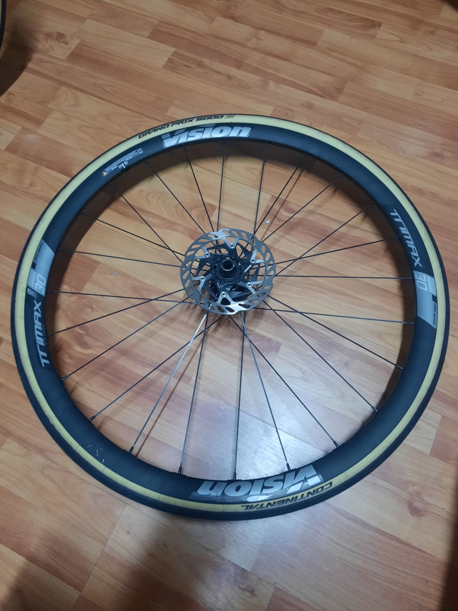 Rodas Vision Trimax 30 - impecáveis