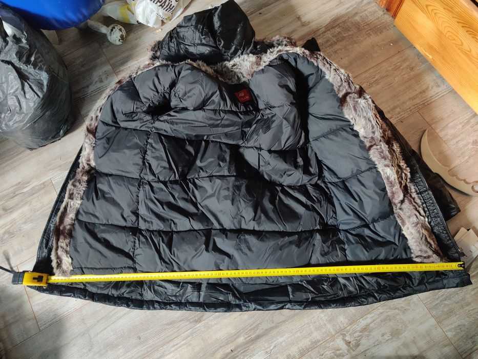Продам курка теплая зимняя с подкладкой Китай