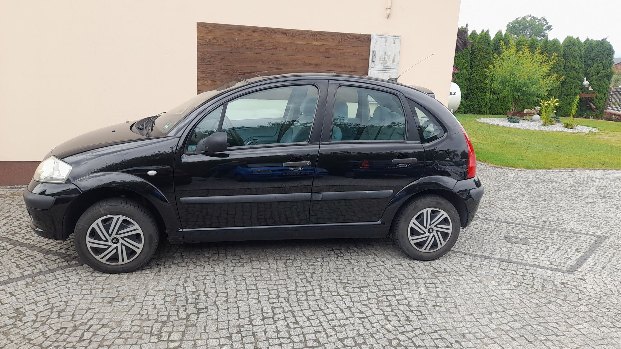 Citroen C3-1.4 benzyna