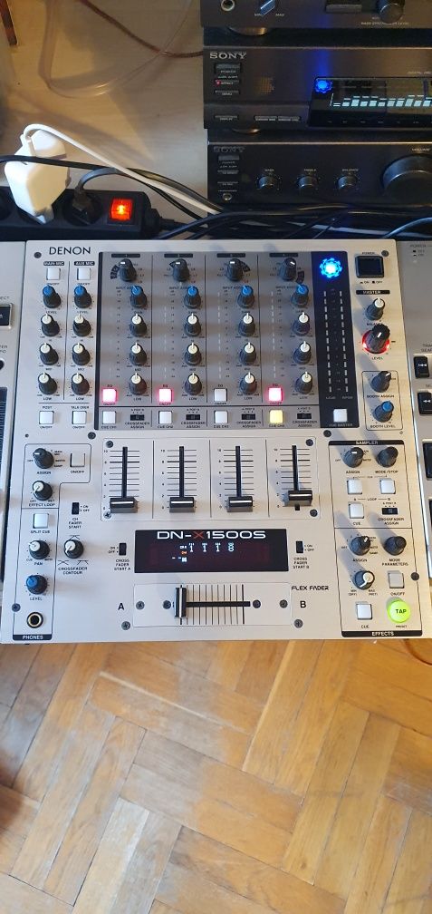 Mixer Denon DN-X1500S ładny stan
