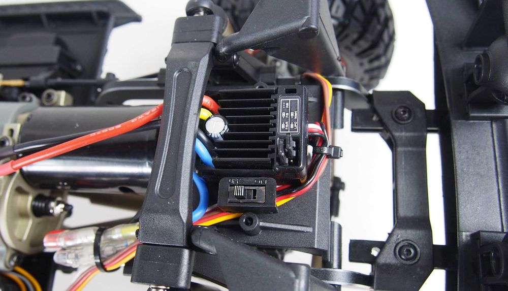 Zdalnie sterowany Land Cruiser do Crawlingu 4x4 z blokadami 1:10 skala