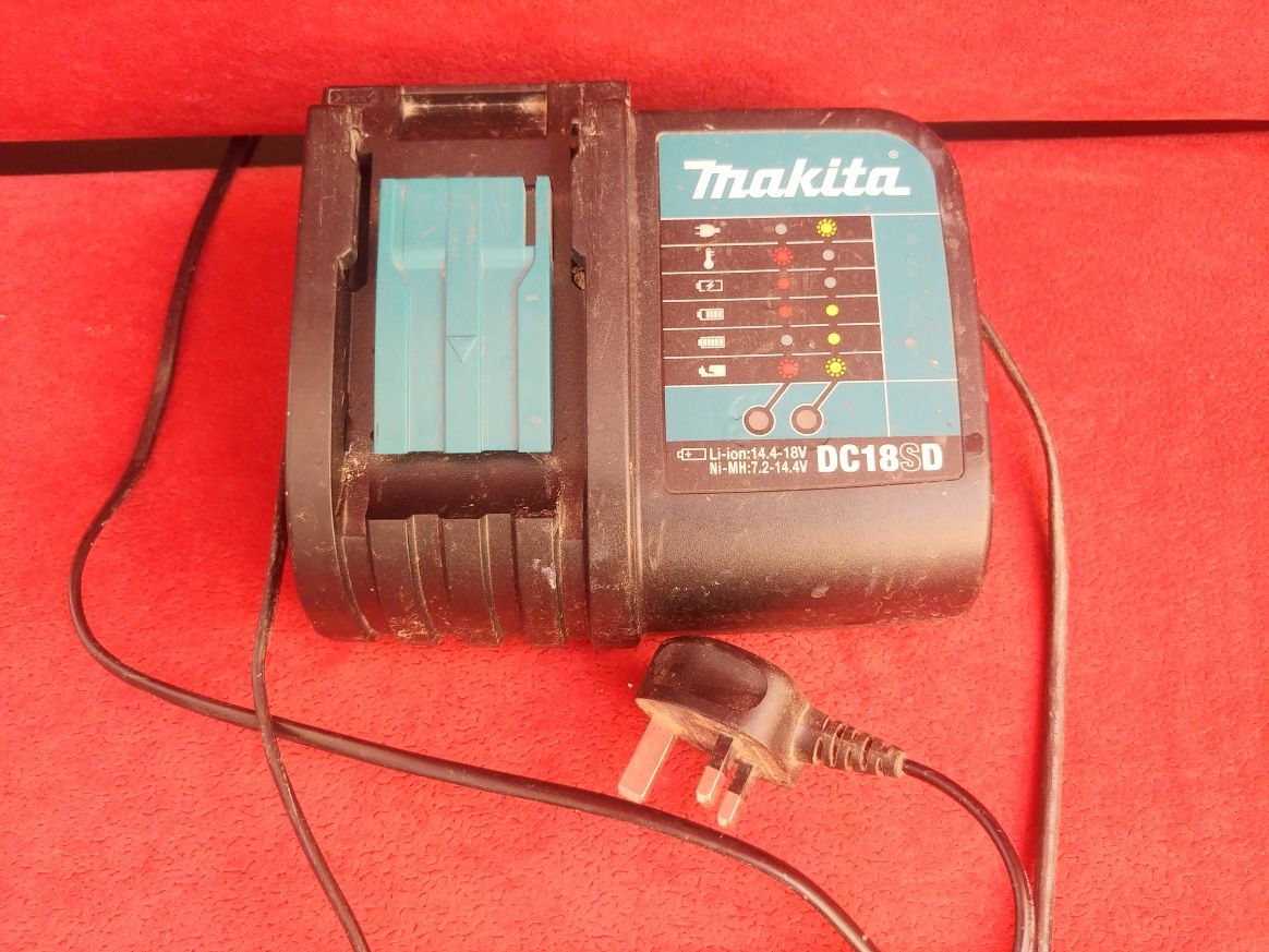 Ladowarka makita dc18sd
