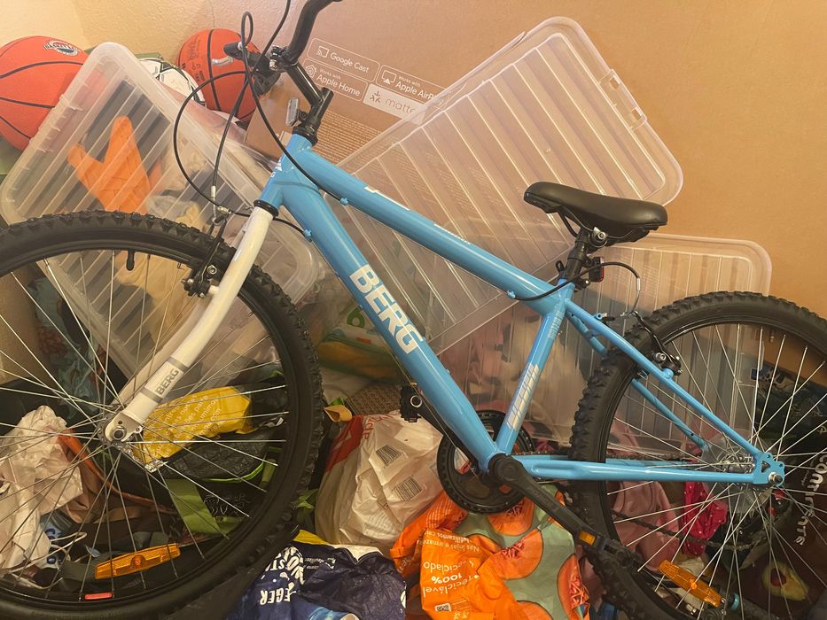 Bicicleta criança/ adolescente