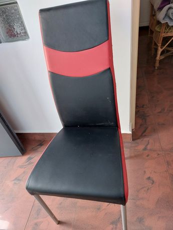 Krzesła czarne -czerwone 4 szt.