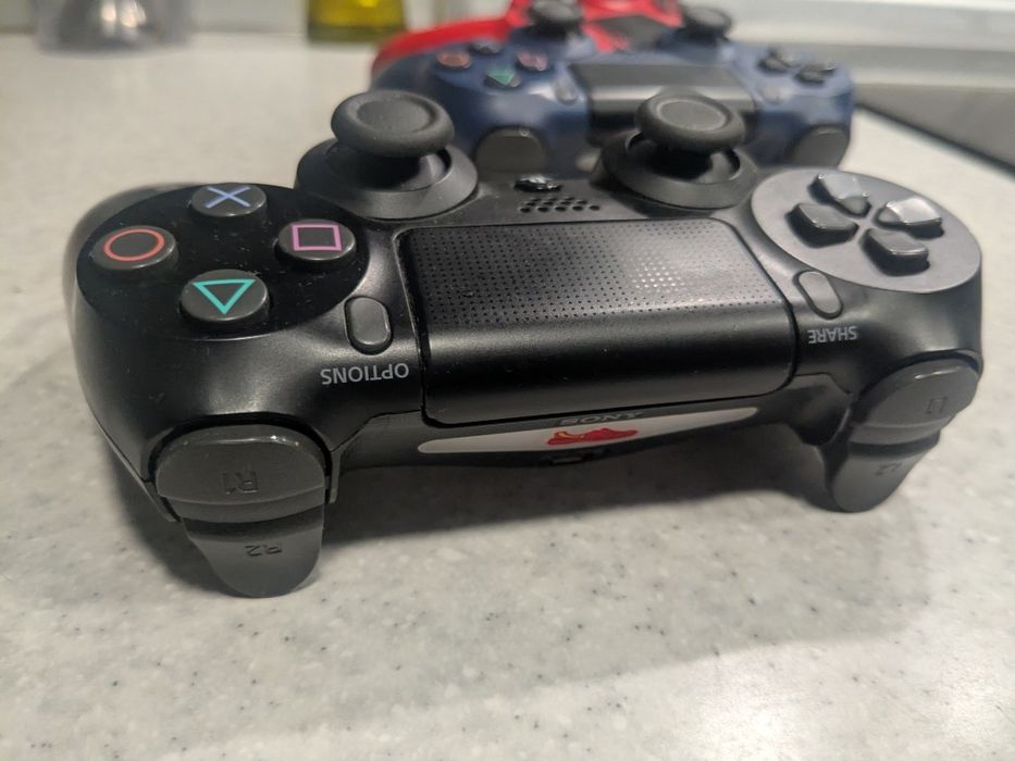 Ps 4 slim limited edition