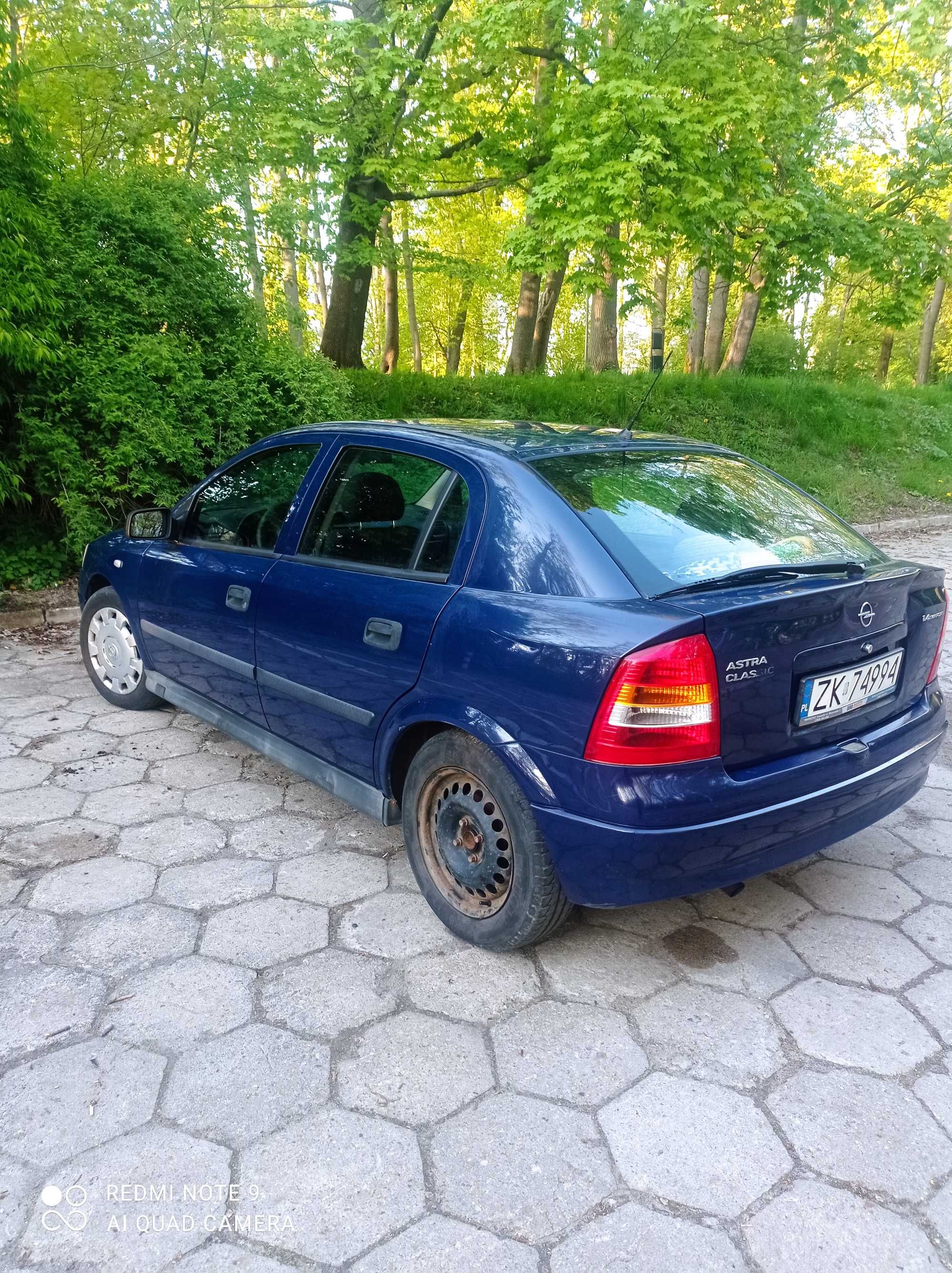 Samochód Opel Astra