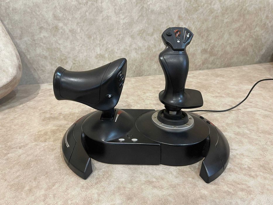 Джойстик Thrustmaster T.Flight Hotas X