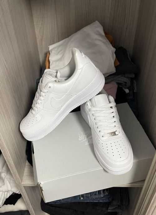 Biały\NikeForce1*airDamskieKomfort ZniżkaTrampkiNeutralne 37.5
