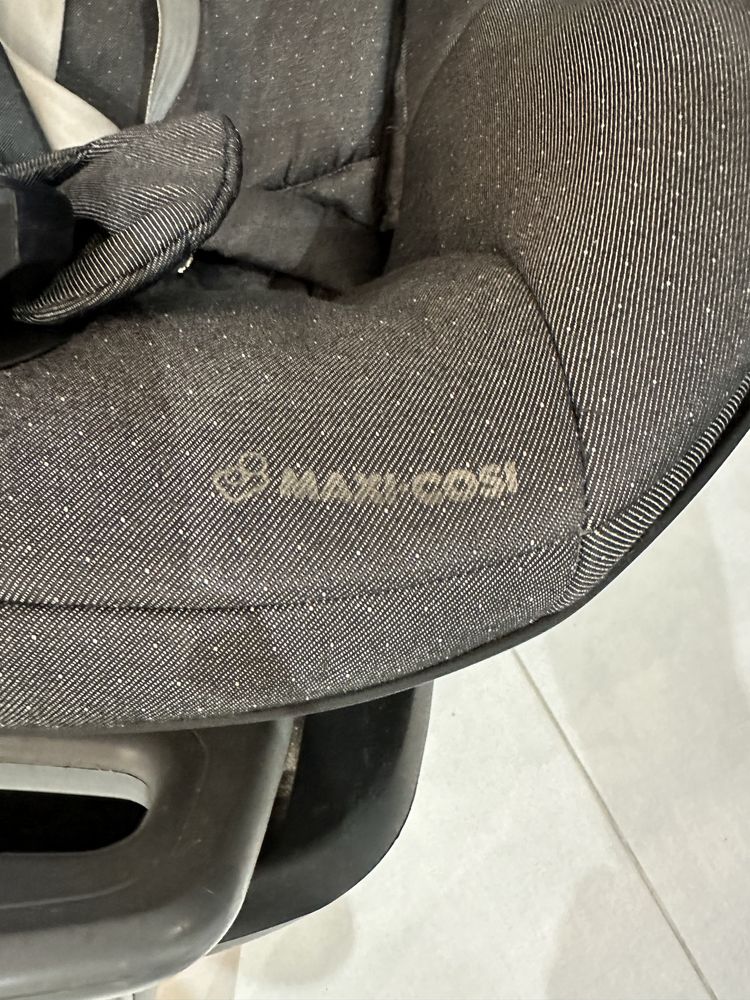 Fotelik Maxi Cosi Pearl i baza Isofix