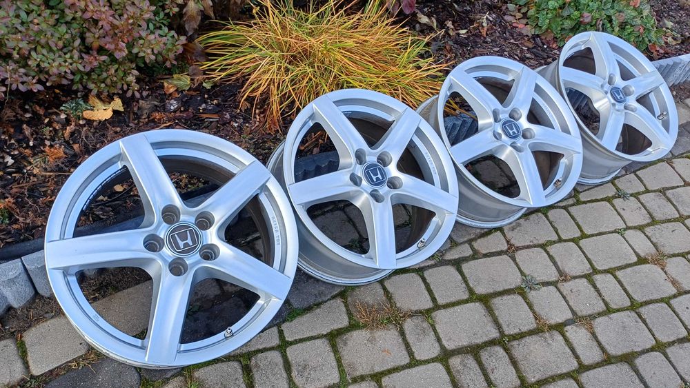 17" alufelgi 5x114 civic accord cr-v hr-v duster TALENTO vivaro trafic