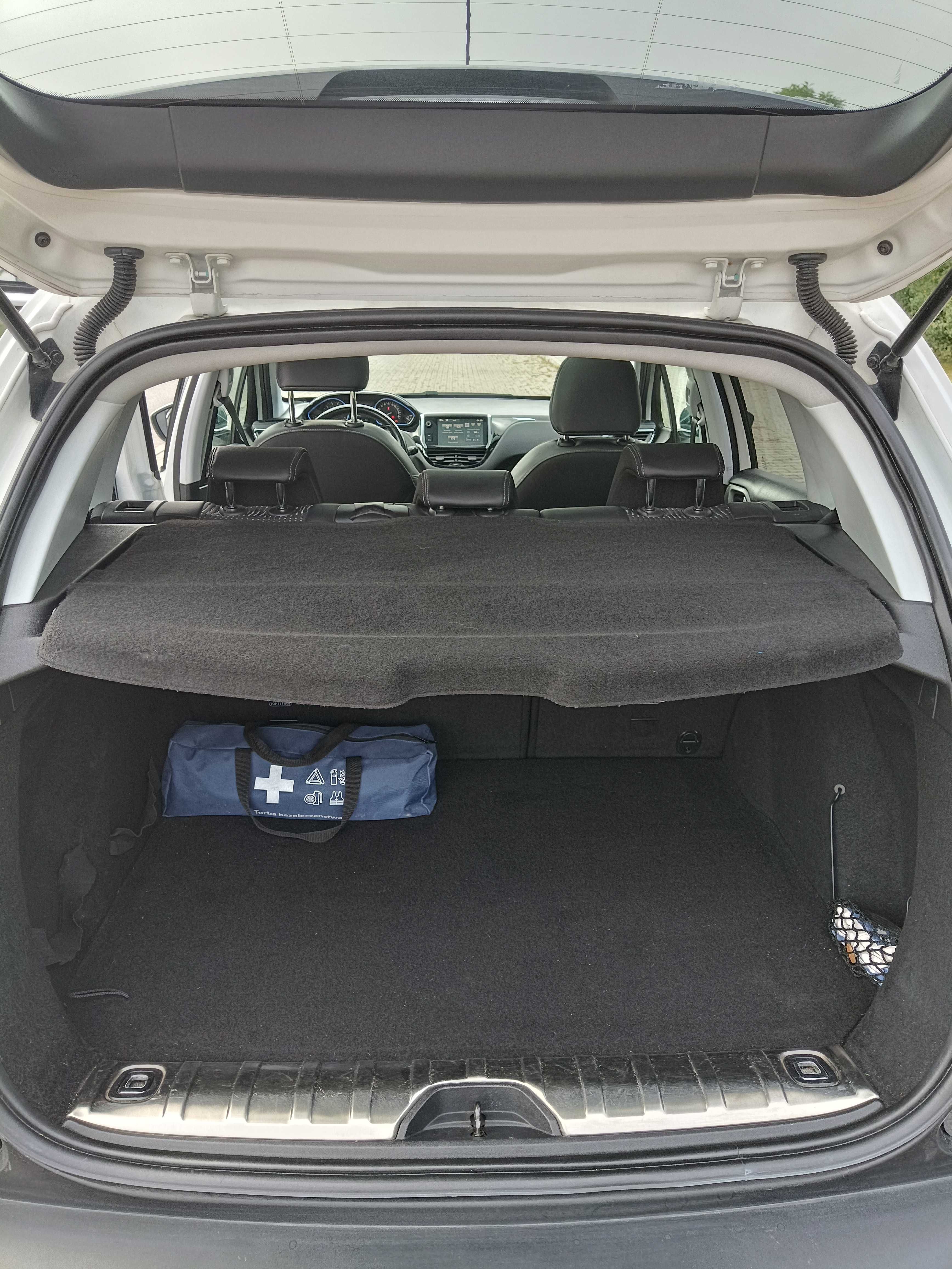 Peugeot 2008 1.2 puretech 110 KM
