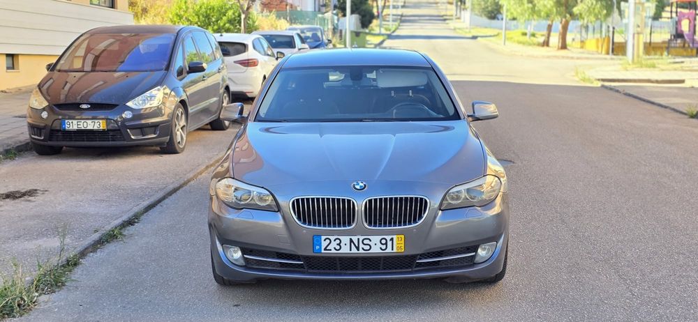 BMW 520D touring automática Ano 2013 a diesel