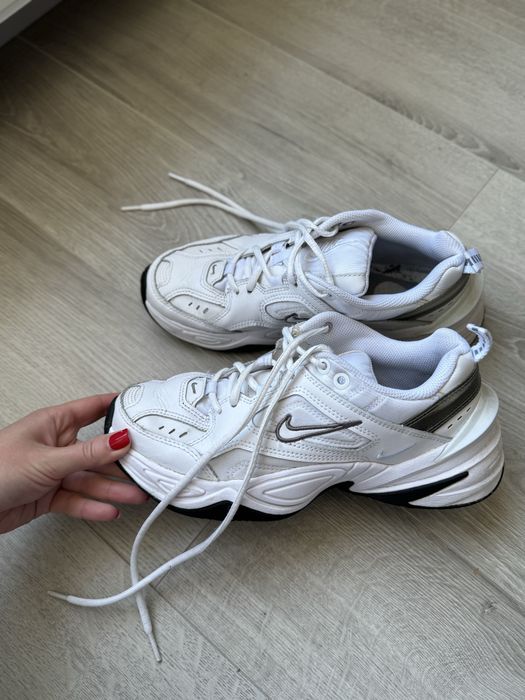 Жіночі кросівки Nike M2K Tekno