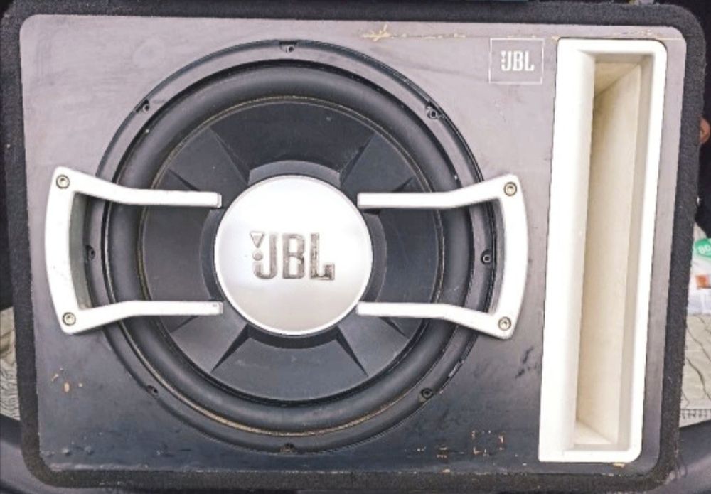 Zestaw Car Audio JBL subwoofer + wzmacniacz