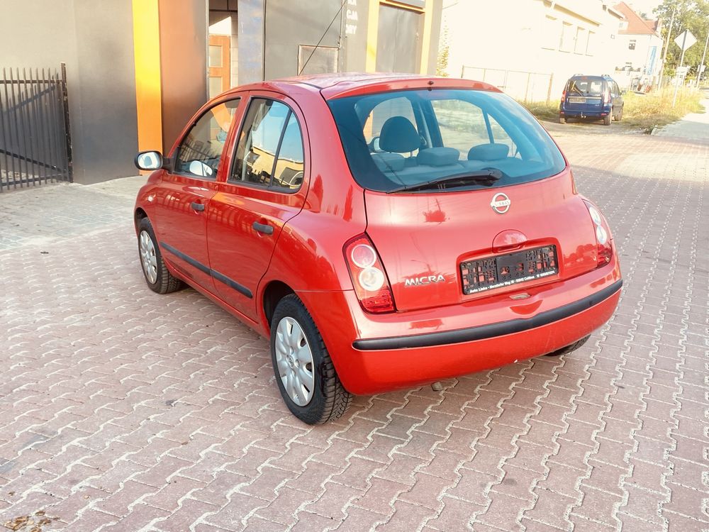 sprzedam nissan micra rok 2006 poj 1,2 przeb 185tys kliatyzacja 5-d