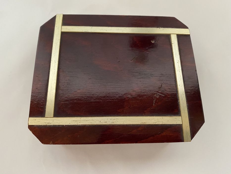 Porta Cartas em Bronze