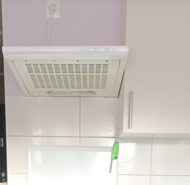 Biały Okap kuchenny