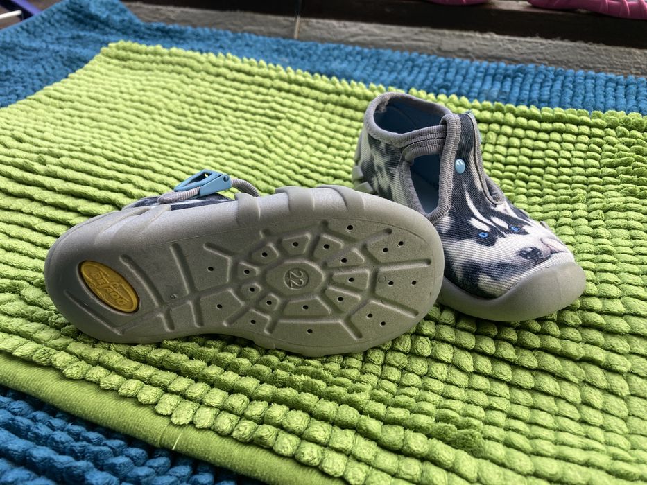 Befado kapcie tenisówki pantofle 22