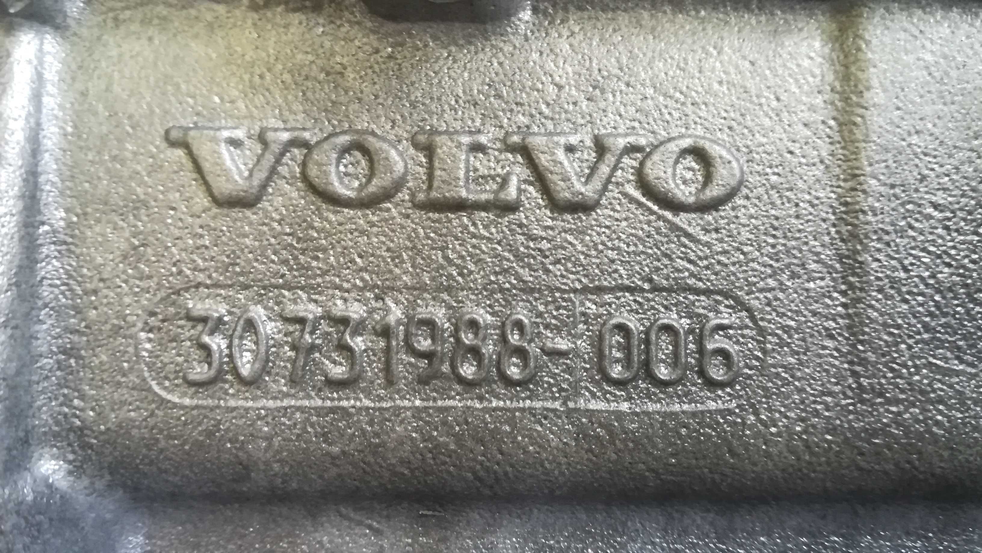 GŁOWICA VOLVO 2.4 D5 20V / 3073.1988 - 006 / XC90 V70 Kompletna