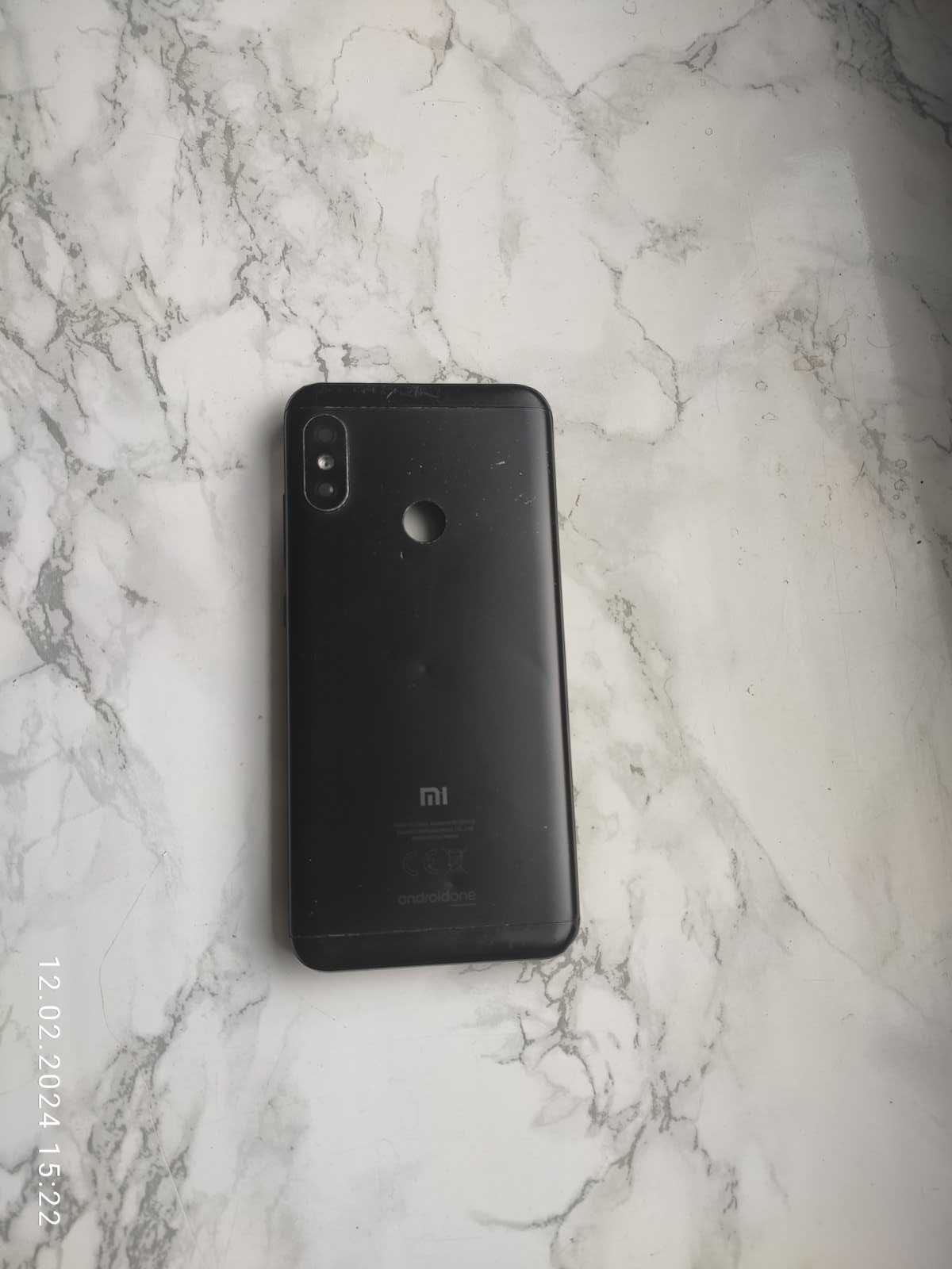 Кришка задня Xiaomi Mi A2 Lite / Xiaomi Redmi 6 Pro чорна