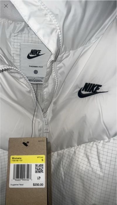 Куртка Nike S Еко пуховик Жіночий пуфер Найк женская куртка