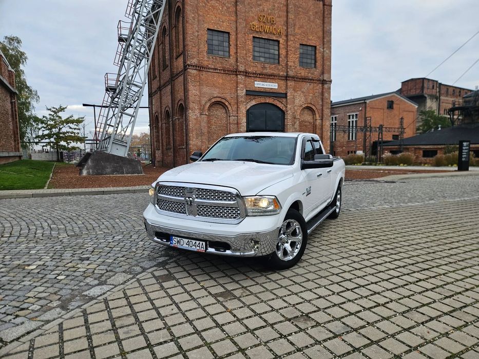 RAM 1500 RAM 1500 Laramie EUROPA max wyposażony oferta prywatna