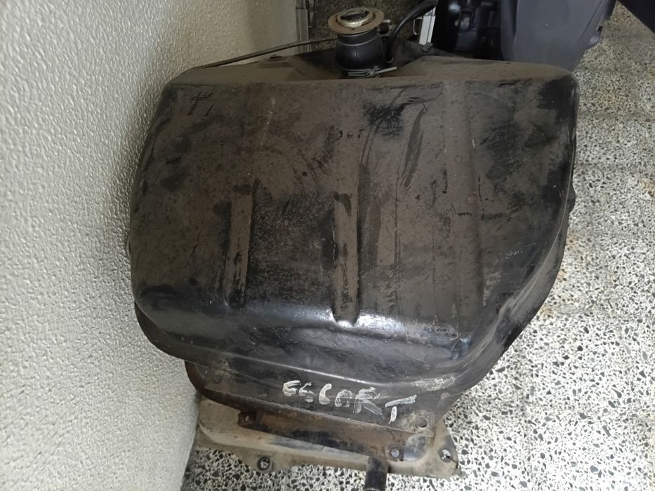 FORD Escort mk1 - Depósito gasolina