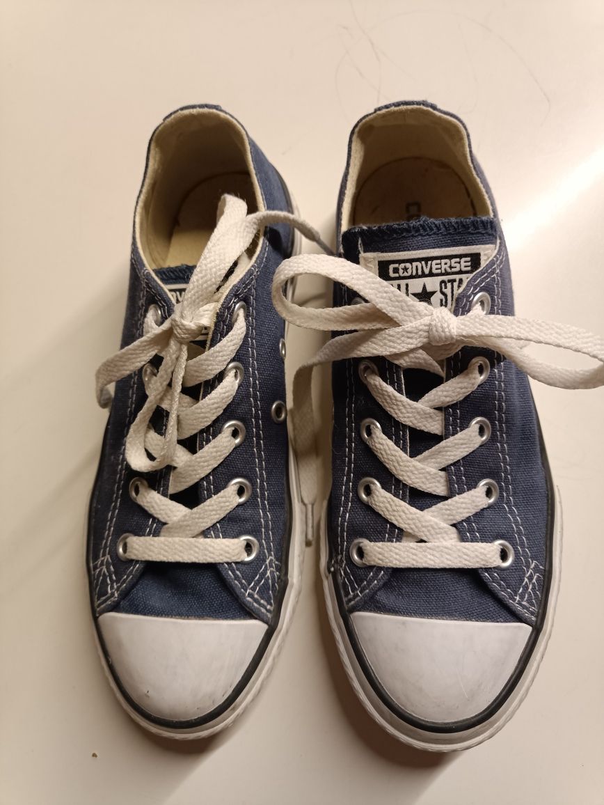 Продам кеди дитячі Converse