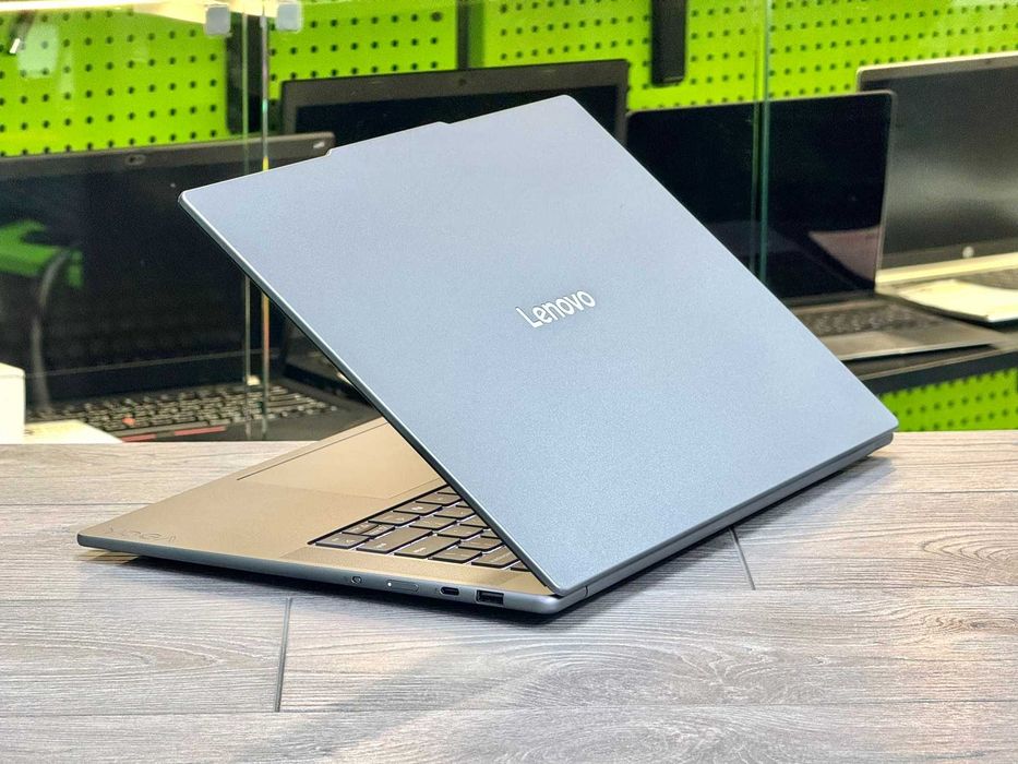 Lenovo Yoga 7 15ill9 / 15.3'' OLED / 120Hz / Ultra 7 258v / DDR5 32Gb