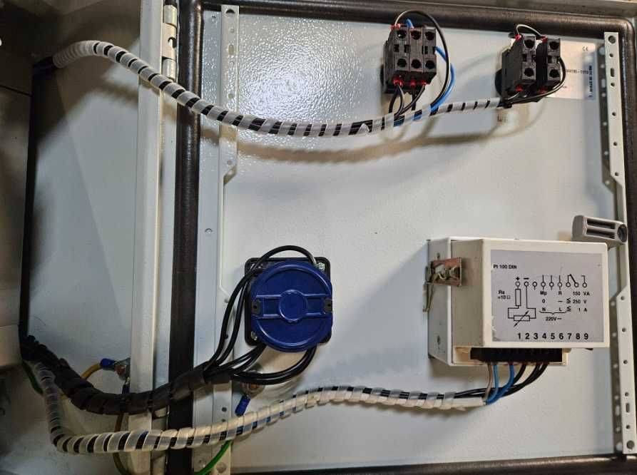 Suszarka komorowa konwekcyjna elektryczna SEM 1