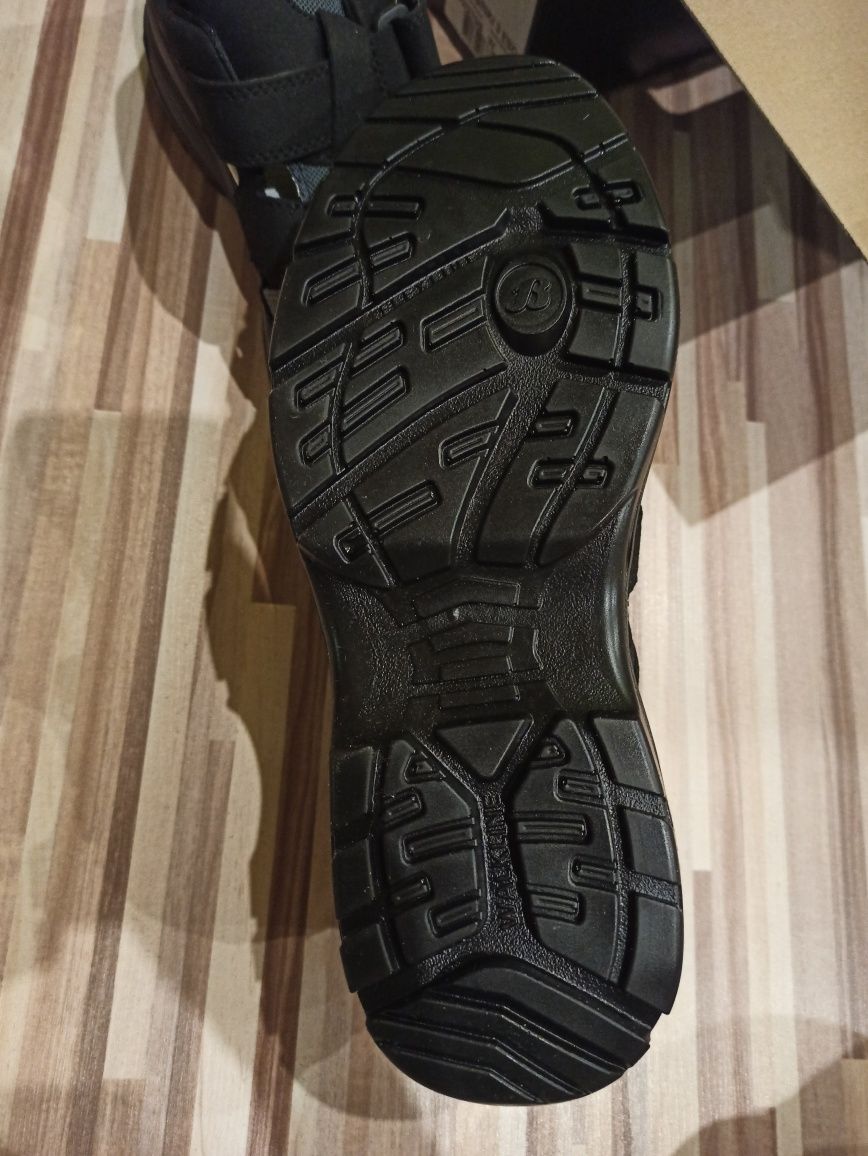 Buty robocze, sandały robocze Bata Helsinki 42