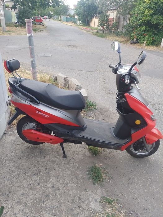 Электроскутер Maxxter Speedy