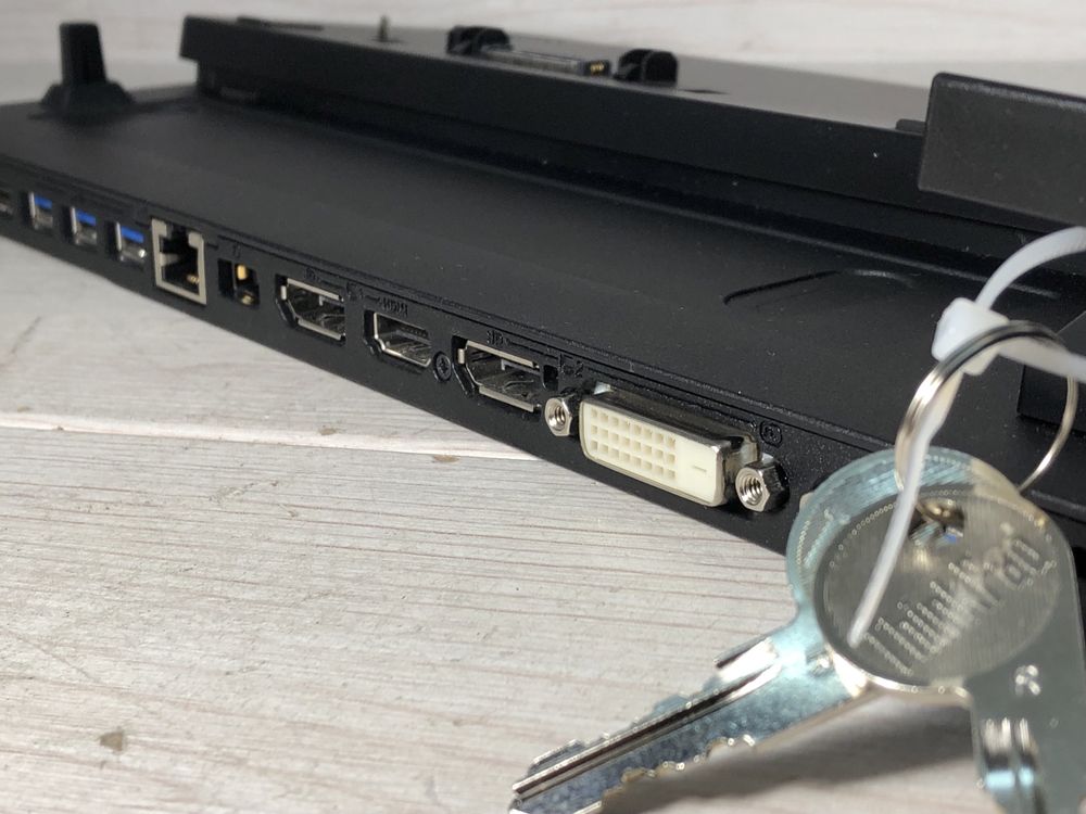 Док-станція Lenovo ThinkPad Ultra Dock 40A2 –  відмінний стан